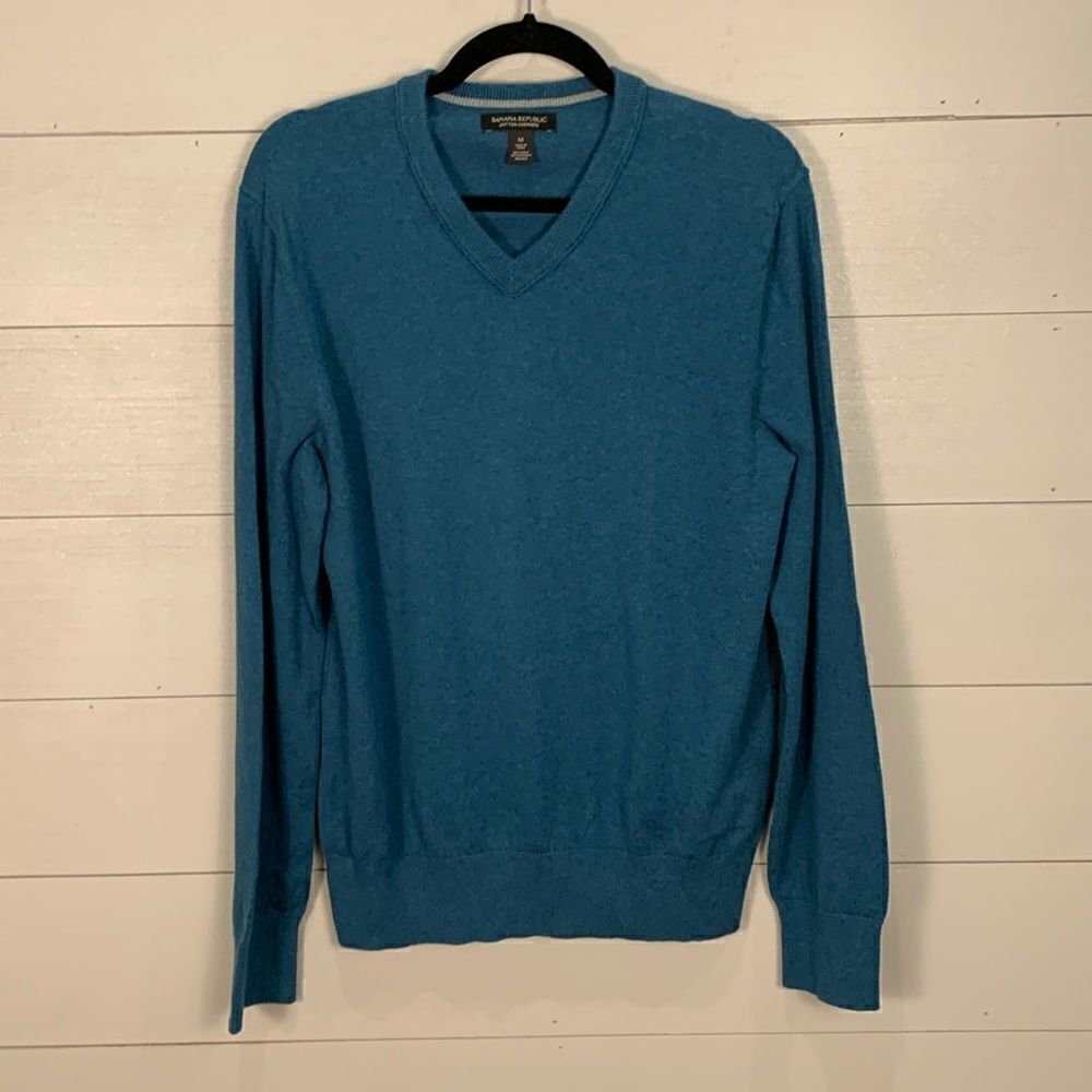 Banana republic cotton, cashmere teal colored medium V-neck lightweight sweater